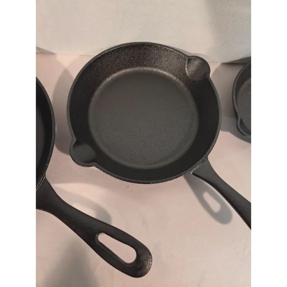 Bohemian 3 Pc Pre-Seasoned Cast Iron Fry Pan Set 6” 8” 10”